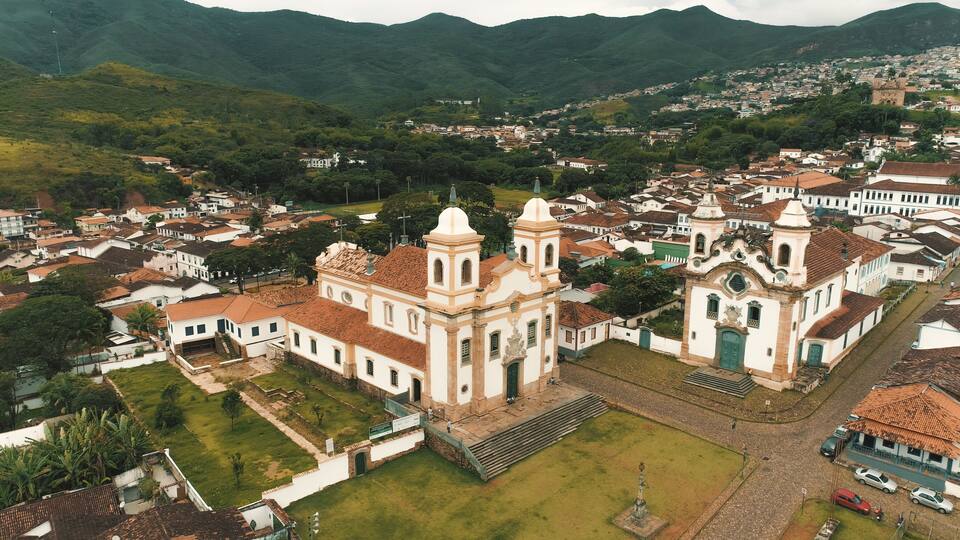 Aerial images of sister churches in the historic city of Mariana - MG