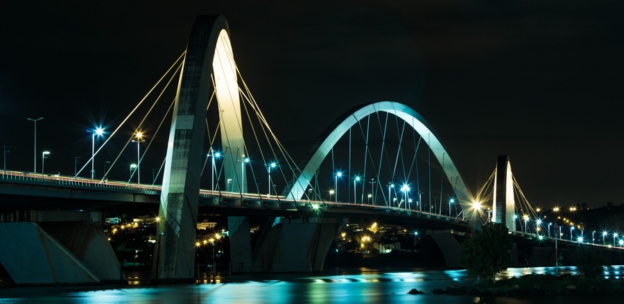 Brasilia's famous bridge at night.