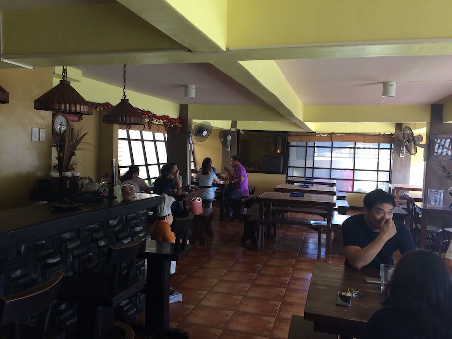 Best crispy pata in the whole laguna. Must try!