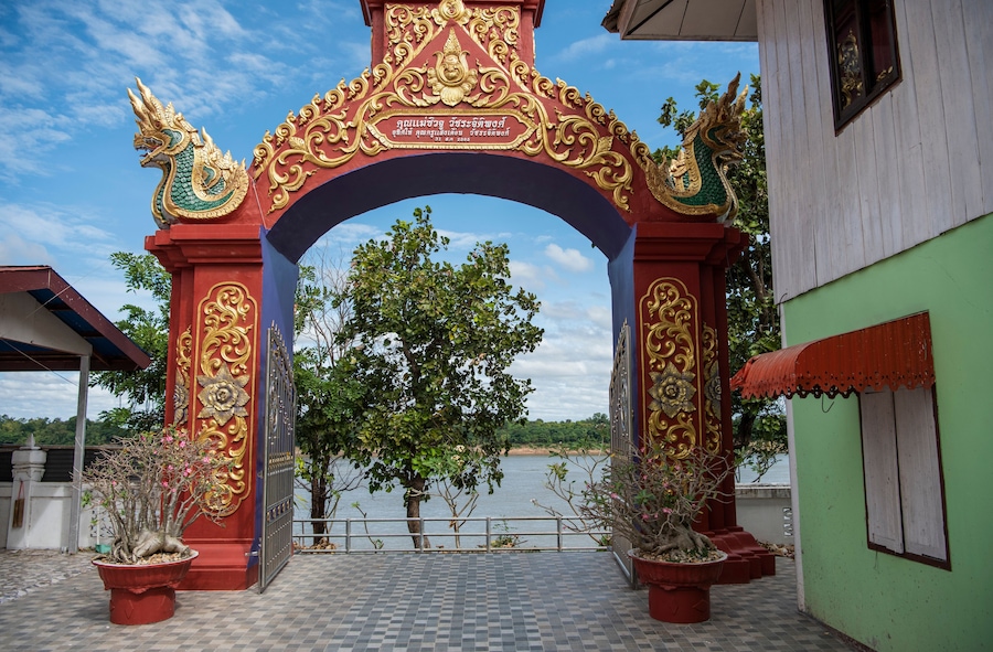 THAILAND UBON RATCHATHANI KHEMARAT WAT OUP MUNG