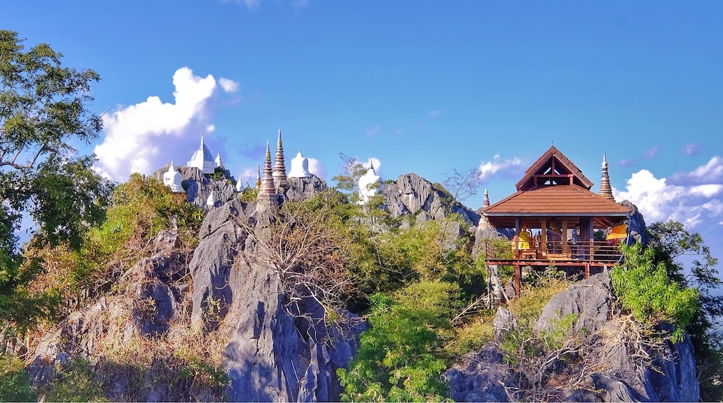 Unseen in Thailand at Lampang where is province in North. Anyone who love trekking and good vibe to see clearly sky.You must go there and You will be surprised and impressed how they’re beautiful and gorgeous.
#lifeatexpedia
Place Name: Wat Chalermprakiat at Lampang