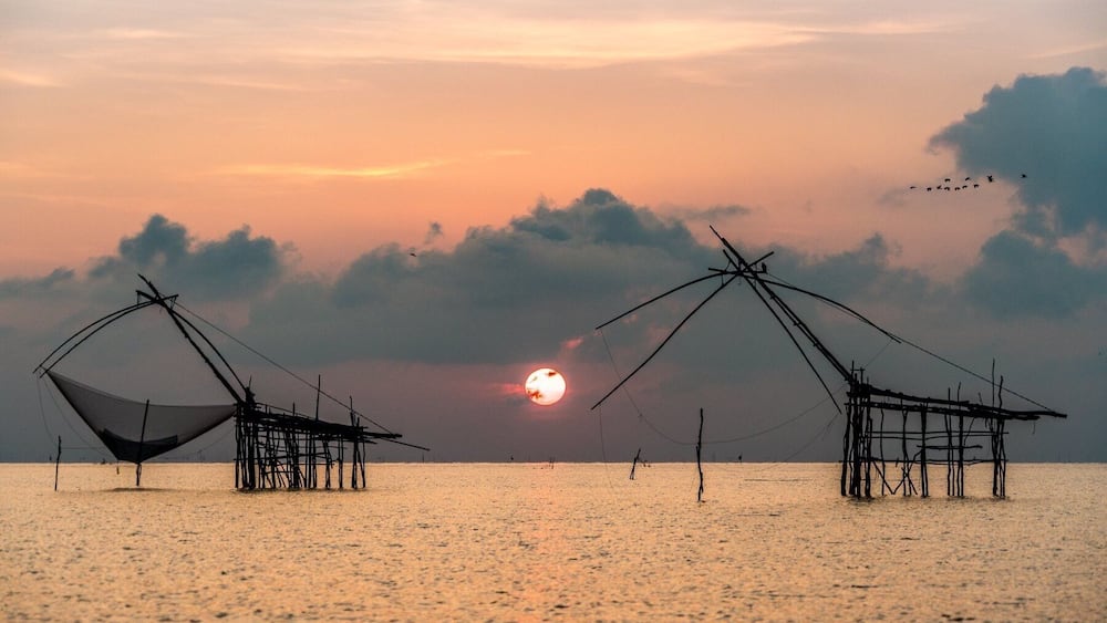 Morning Phatthalung II 八大龍 Phatthalung - Thailand
"人生過客匆匆,相機抓住每個剎那,與我擦肩而過的人和事"