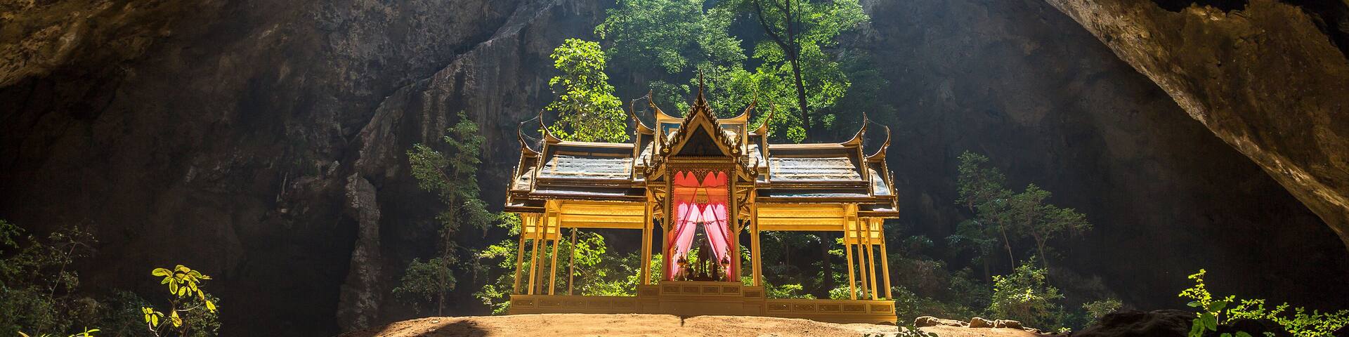 Royal pavilion in Phraya Nakorn cave