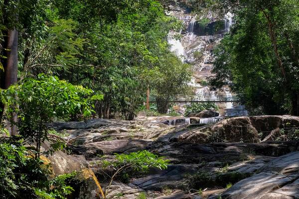 Enjoy the nature of waterfall at Lata Kinjang Chenderiang Perak