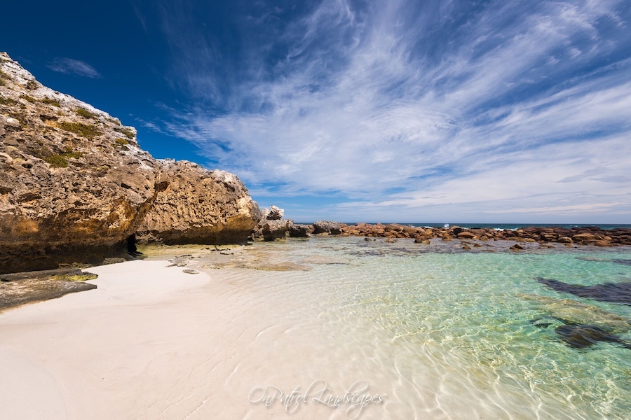 Awesome awesome awesome location!! This is a MUST visit when on Kangaroo Island, how’s the water!!!