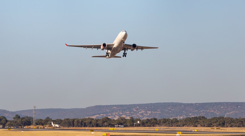 Flughafen Perth