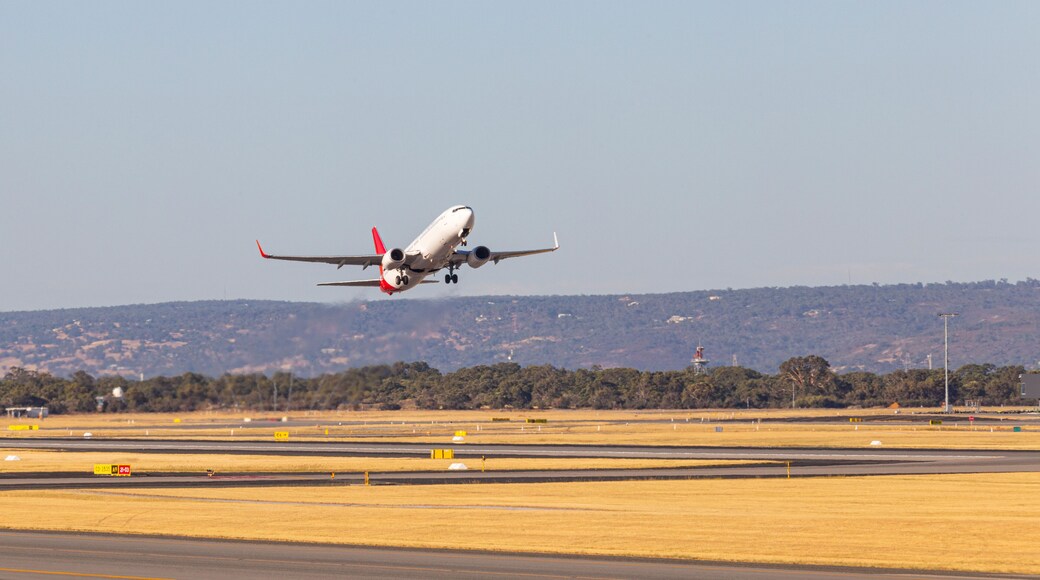 ready to take off, perth airport