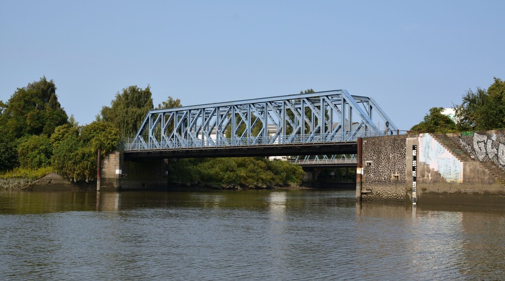 Impressionen einer Barkassenfahrt im August 2016 durch den Hamburger Hafen.