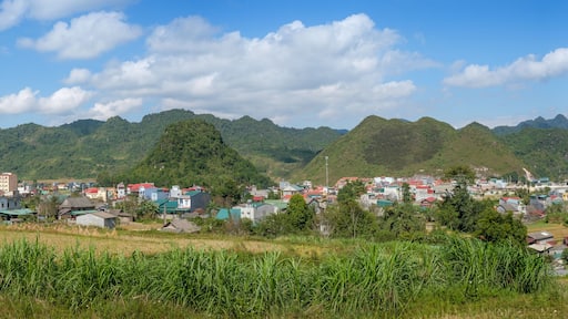 Quản Bạ