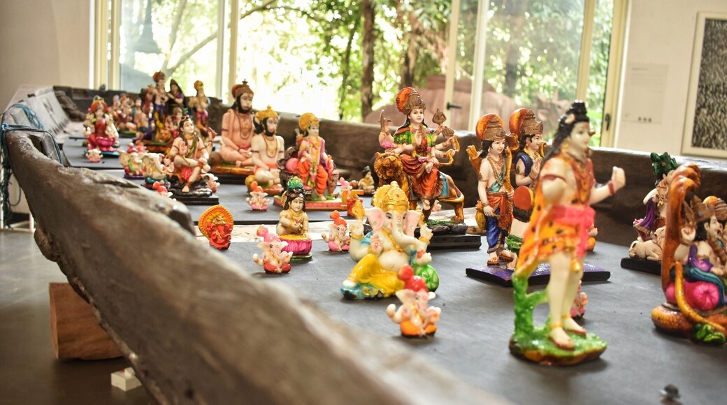 Goa is the hub of creativity. You find everything from colourful ornaments to unique antiques , artstically composed by gifted hands. Musuem of Goa has taken this approach a level up by upcycling waste products (abandoned wooden boats , tyers, coconut shells, etc) into unique art. Well, I think sometimes it is not about thinking out of box but to think of what to do with the box .