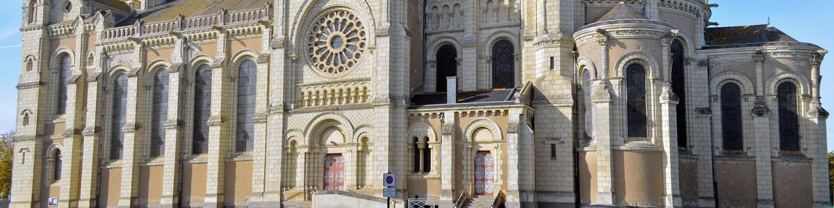 Notre-Dame la Neuve church, Chemillé, France