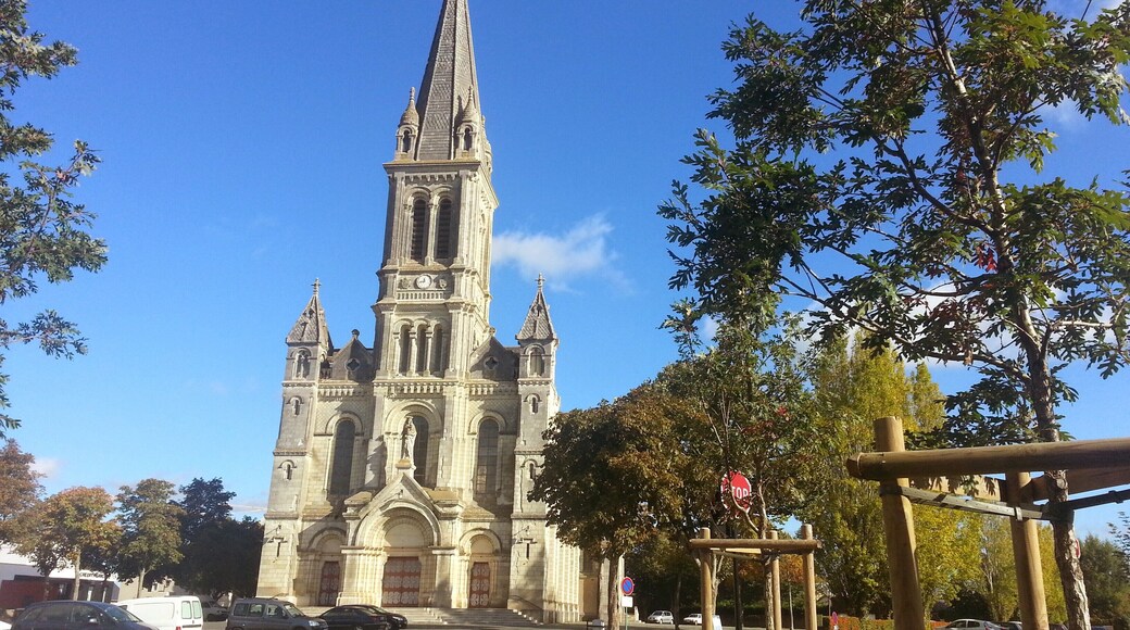 Eglise de Chemillé (49)