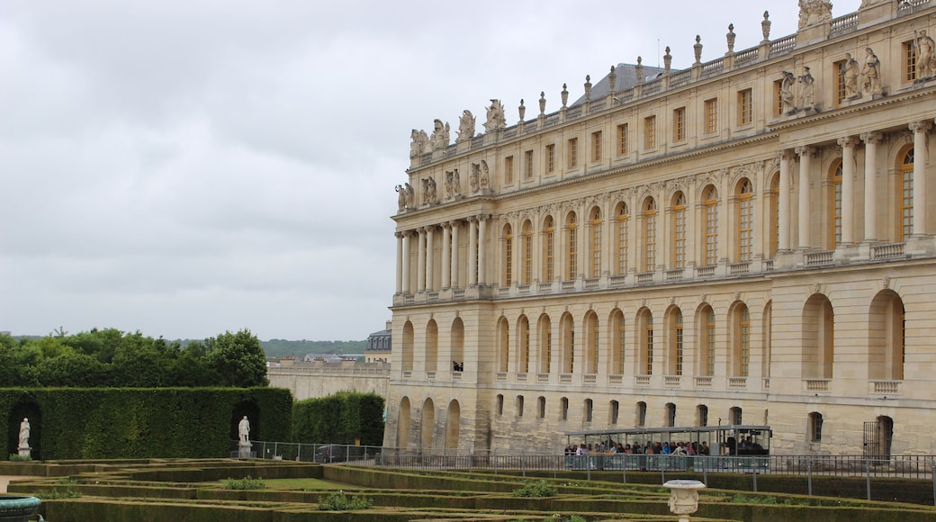 Versailles