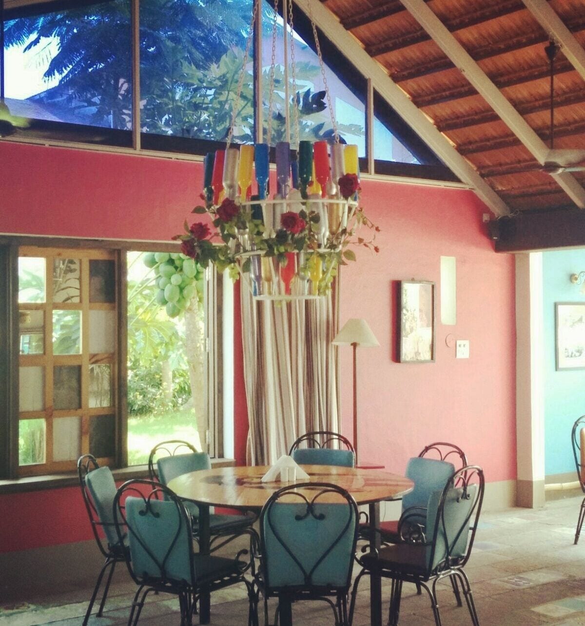 Lunching at Sula! #cutedecor