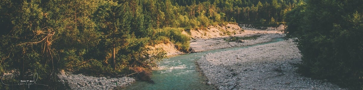 The beauty of the Julian Alps and the Triglav NP. A great place for trekking, hiking, climbing and biking.
#slovenia #travel #troveon #triglav #alps #nationalpark