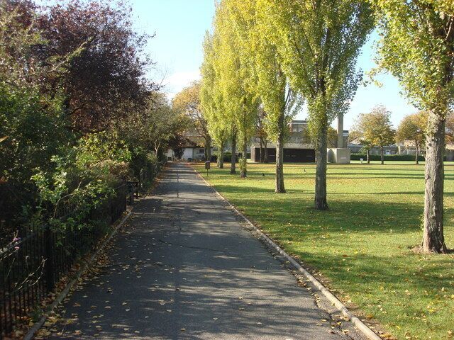 Footpath, Kensington Memorial Park