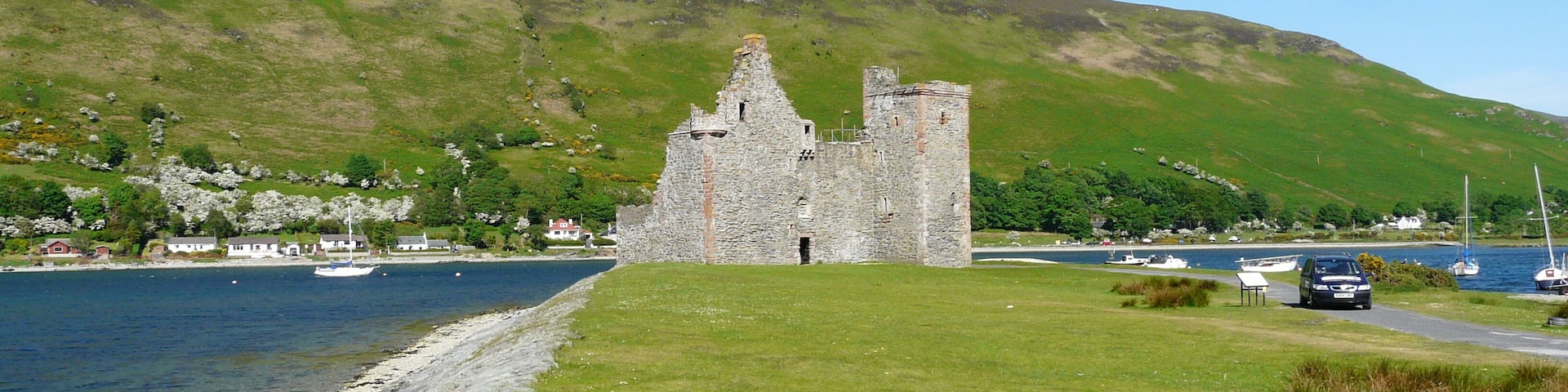 Lochranza Castle.