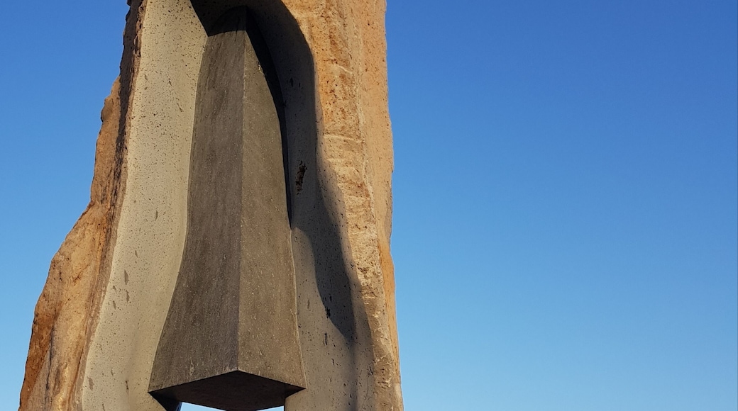 I love the sculptures dotted around. This one along the promenade.