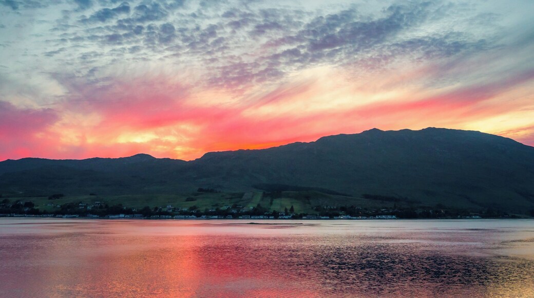 Here is a little #natural sunset over the Lochcarron village in Scottish Highlands I captured last Sunday.