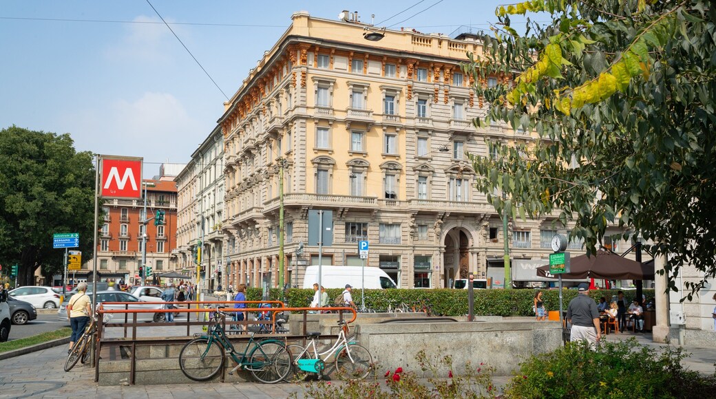 Porta Venezia featuring heritage architecture