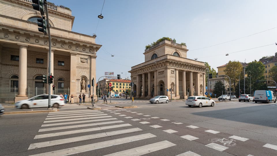 Porta Venezia showing heritage architecture
