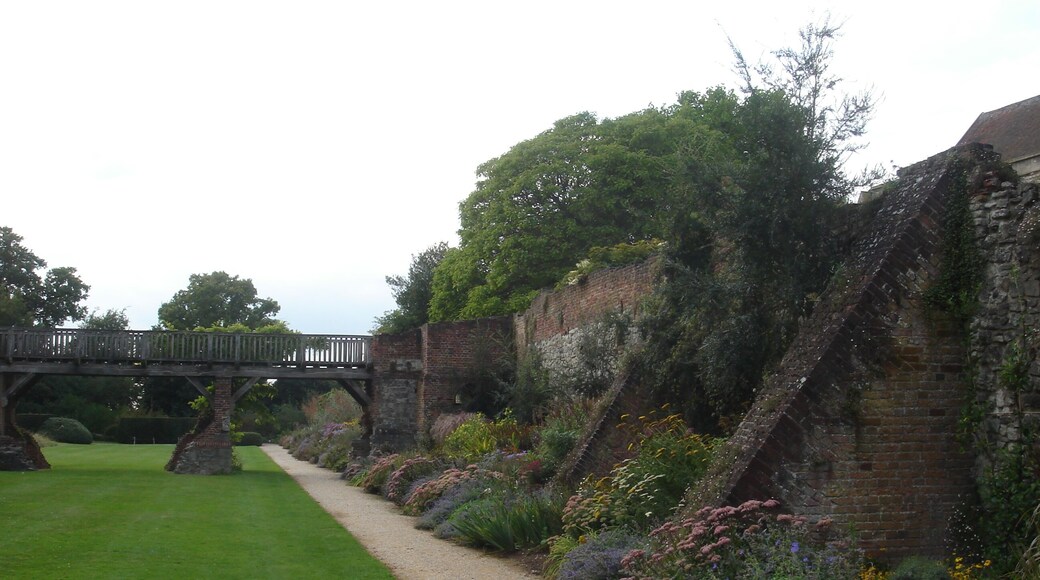 South Bridge, Eltham Palace, London