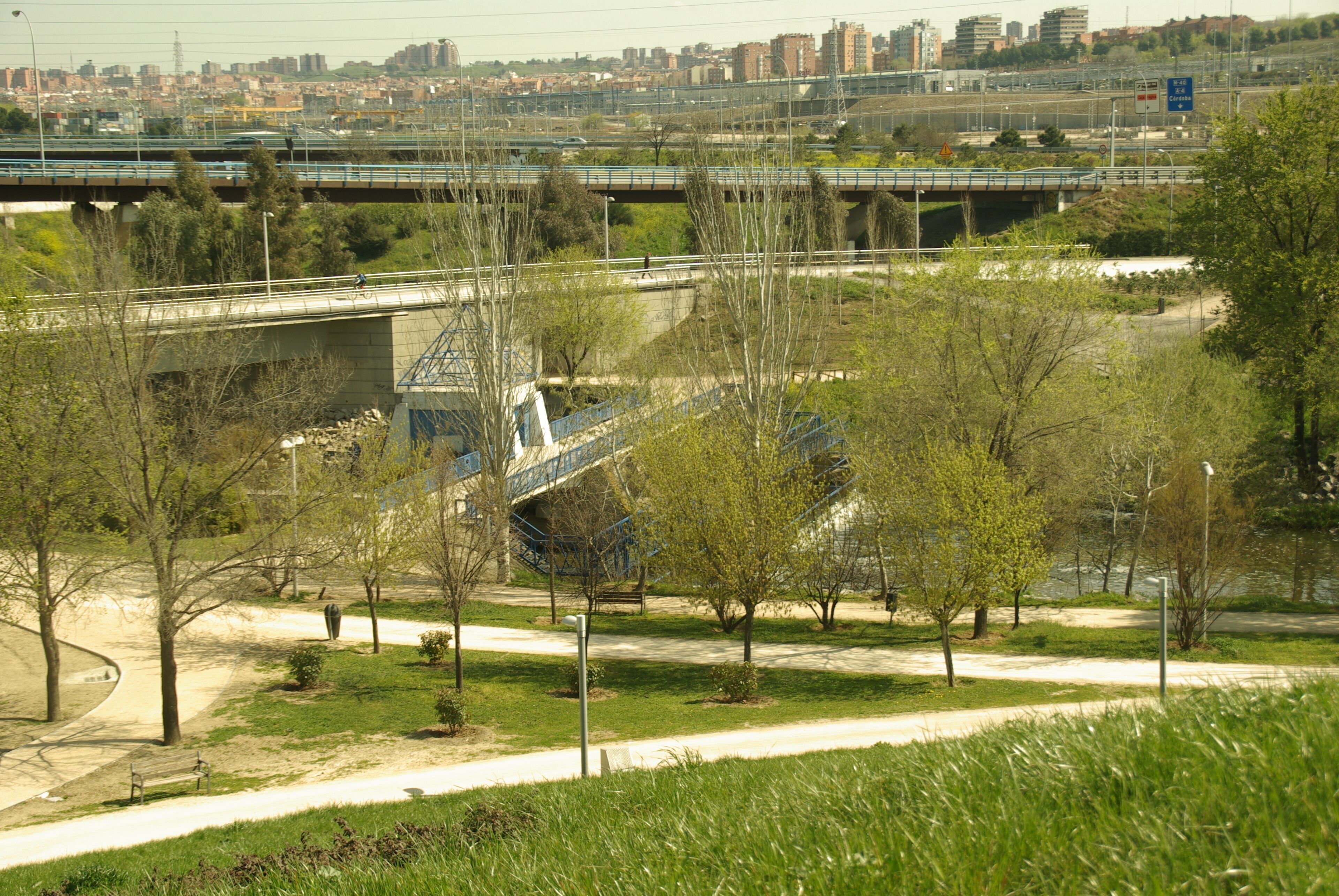 ® MADRID P.L.M. PARQUE MANZANARES-ANFITEATRO