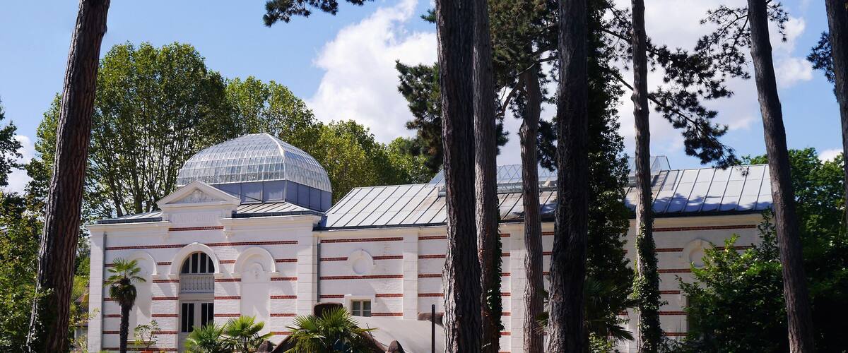 Jardin tropical, Paris 12th arrondissement, France. Pavillon de l'Indochine.