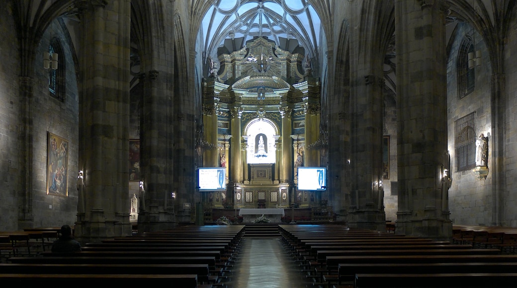 Nave central de la basílica