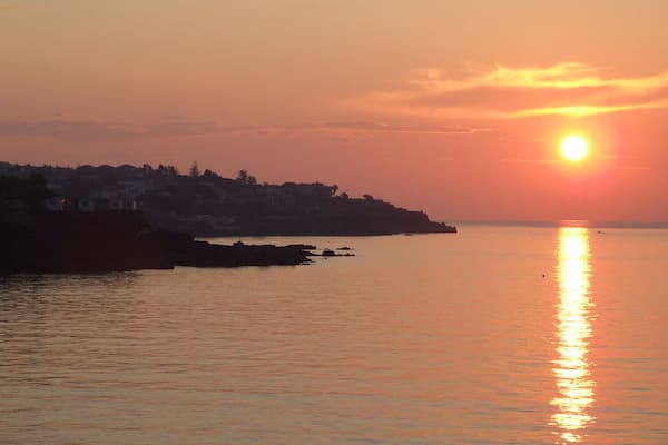 To see more www.flickr.com/photos/gnuckx Welcome. You are free to use all my photos for free. My photos are licensed under Creative Commons Attribution United States License for your legal protection. So you are FREE (as for beer) to copy, distribute, display, perform the work, and to make derivative works, including for commercial use. You may use any of my photos to repost in the Internet, make calendars or any other object, use it in other media production, print them for sale, etc... You do not need special permissions, because all possible permissions you might ever need are hereby granted. If you want to give credit, just give it to mike gnuckx. Enjoy. :-)