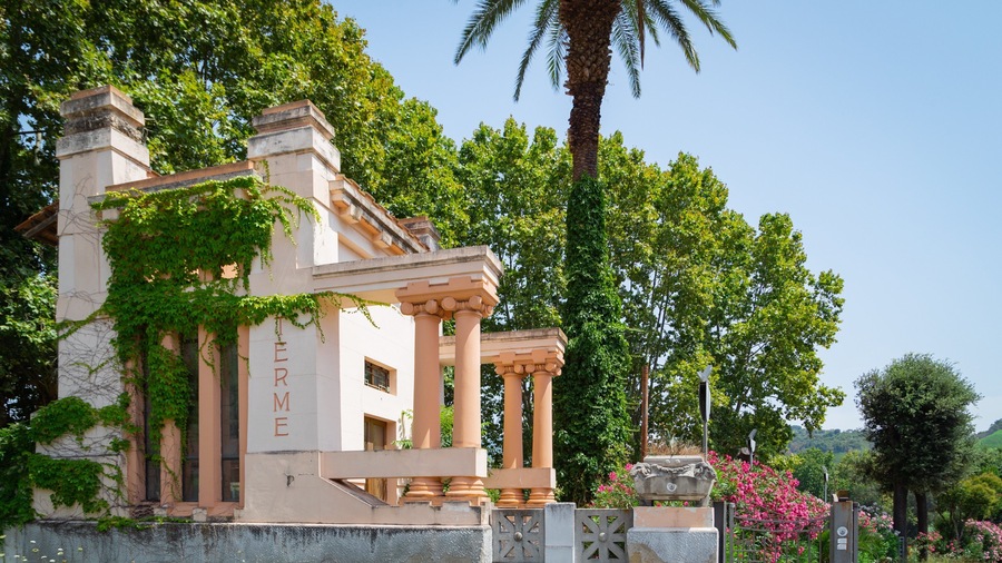 Agnano featuring heritage elements