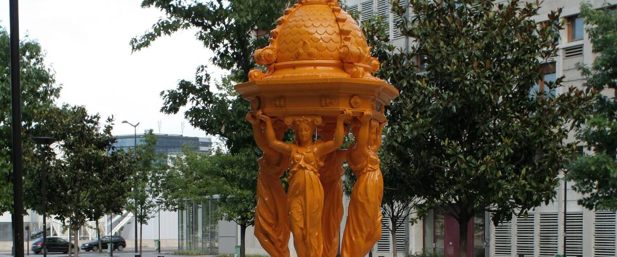 Fontaine Wallace de l'esplanade Pierre-Vidal-Naquet.