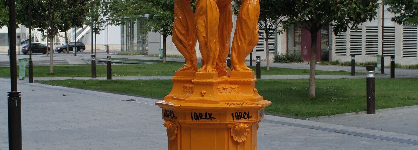 Fontaine Wallace de l'esplanade Pierre-Vidal-Naquet.