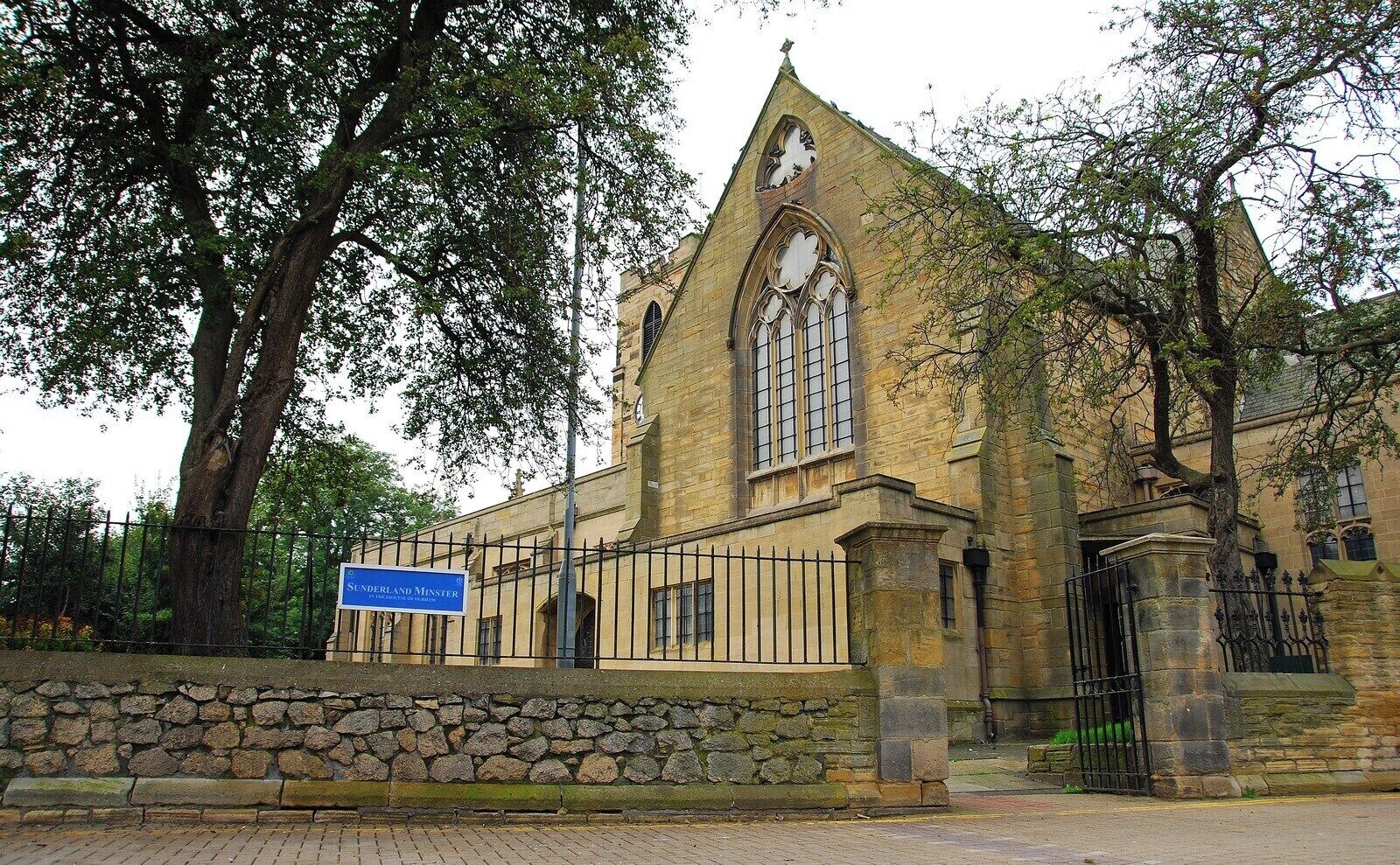 Sunderland Minister Church