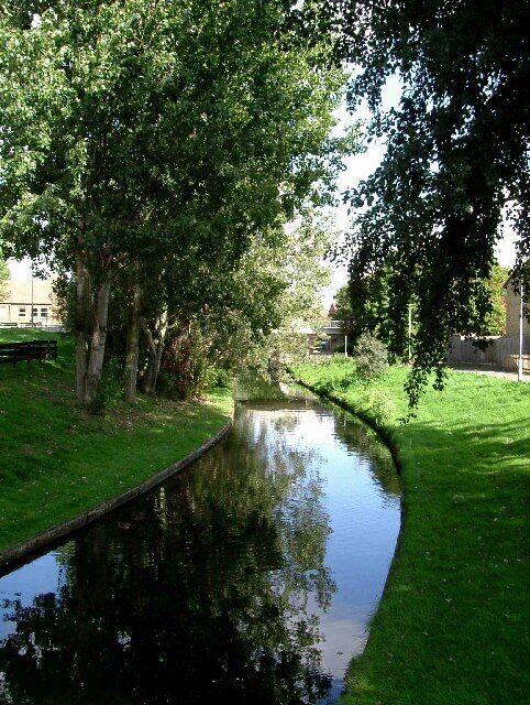 Park in Thamesmead. This is a canalised stream through a recreation ground in Thamesmead. The photograph was taken looking north.