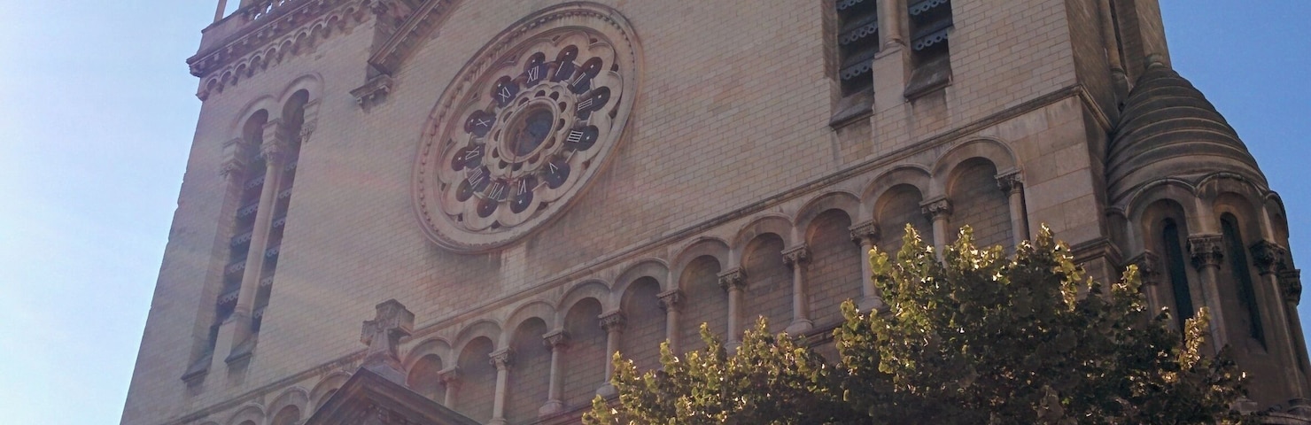 รglise Sainte-Anne-de-la-Butte-aux-Cailles, Paris.