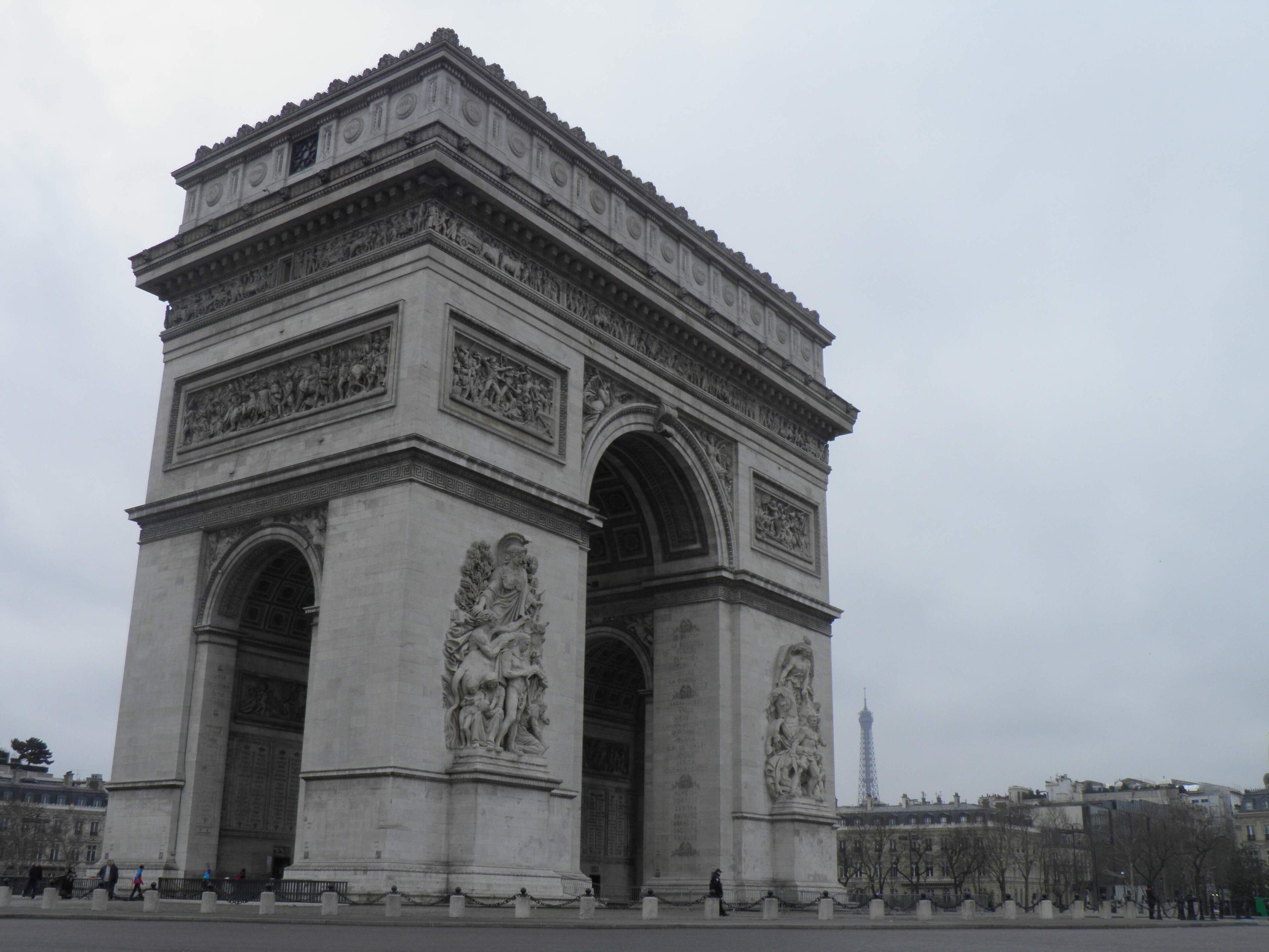 This building is classé au titre des Monuments Historiques. It is indexed in the Base Mérimée, a database of architectural heritage maintained by the French Ministry of Culture, under the reference PA00088804 .