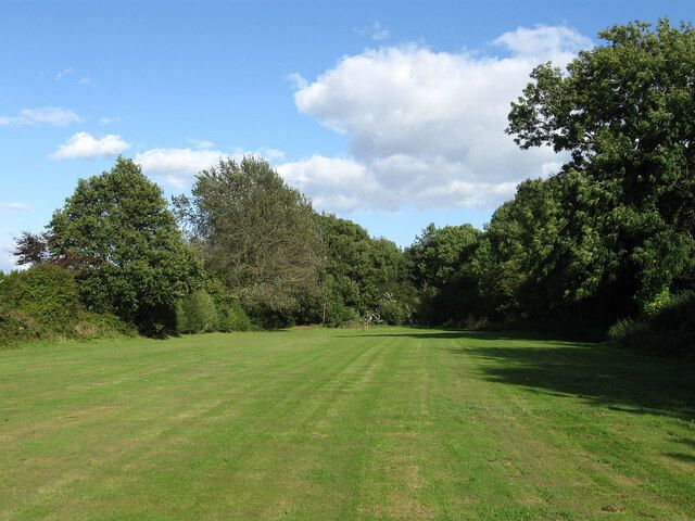 Footpath to Streat Part of an ancient east-west route that links Ditchling to the villages of Streat, Plumpton Green and East Chiltington which today is a series of footpaths and bridleways.