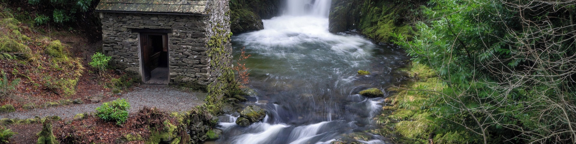The Bothy Rydal hall Lake District.
Beautiful location that I need to return to in Autumn.
🟢🟢VIDEO LINK BELOW🟢🟢
🔻
https://youtu.be/VwA-ZHXY3VY
#hiking
#landscapes
#landscapephotography