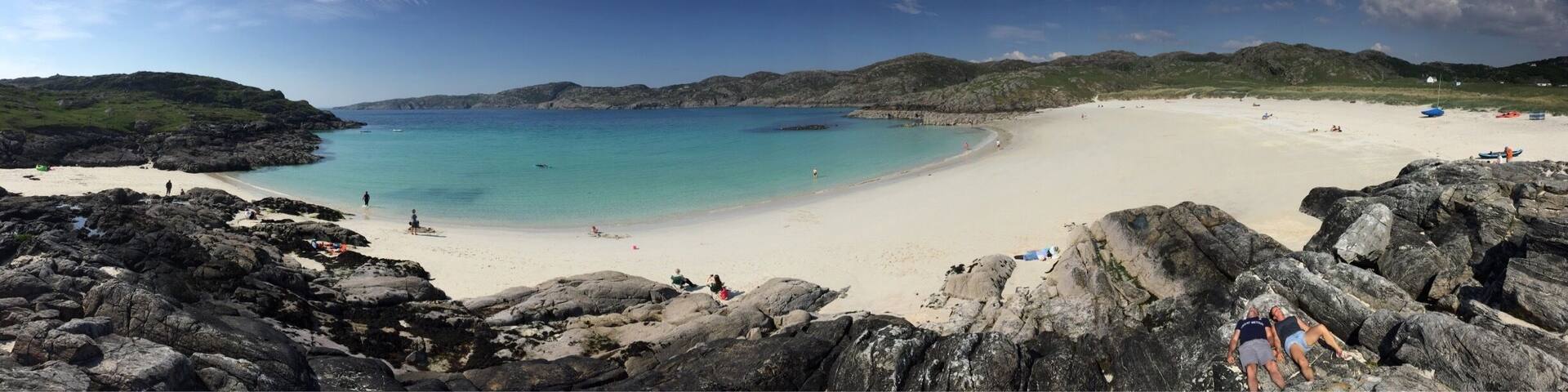 Beautiful bay, popular with kayakers.