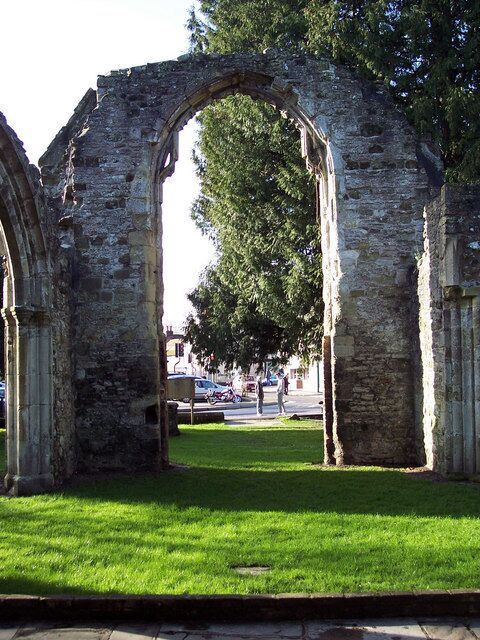 Ruins of St Mary (Old Church), Wilton