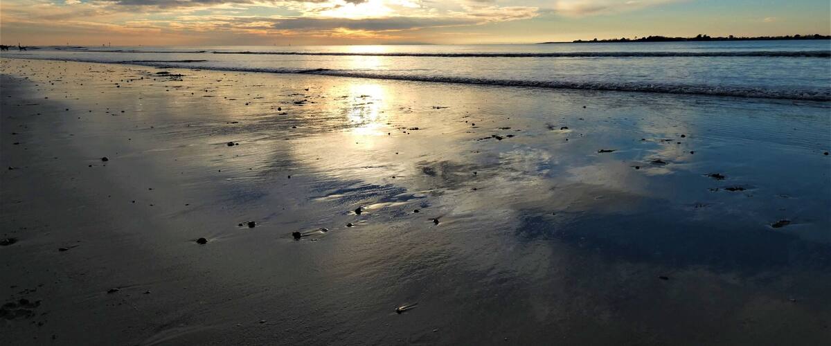 Beautiful sand beach with the Isle of Wight just visible on the horizon. Huge car park with lots of facilities,  and great for photographing sunsets! Dog friendly all year round on the East Head stretch. #perspective