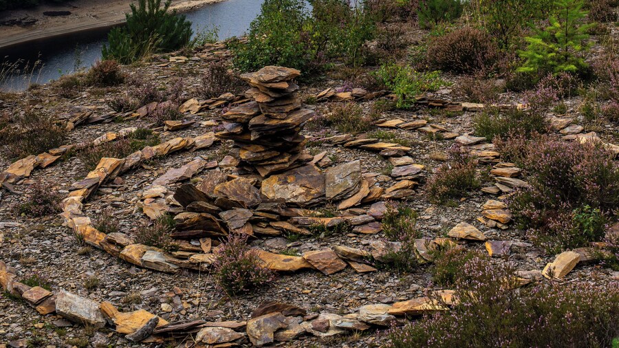 Elan Valley is one of my favourite places in Wales. It's really peaceful, and there's normally hardly anyone there, especially if you head up some footpaths. Ideal for stargazing too, becasue theres next to no light pollution. A rarity in the UK. #GreatOutdoors
