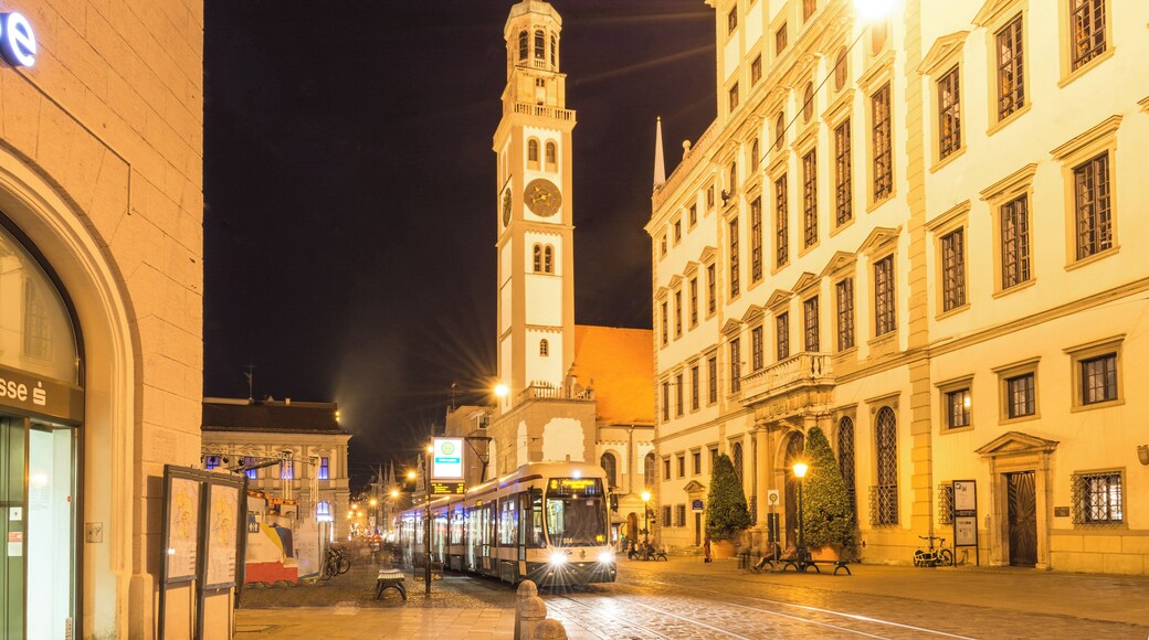 Augsburg - Maximilianstraße und Perlachturm