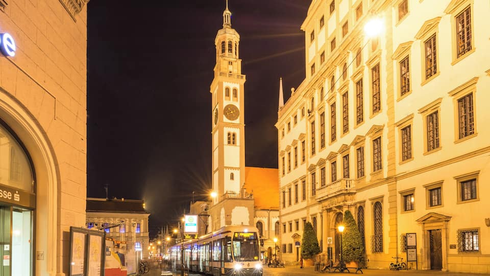 Augsburg - Maximilianstraße und Perlachturm