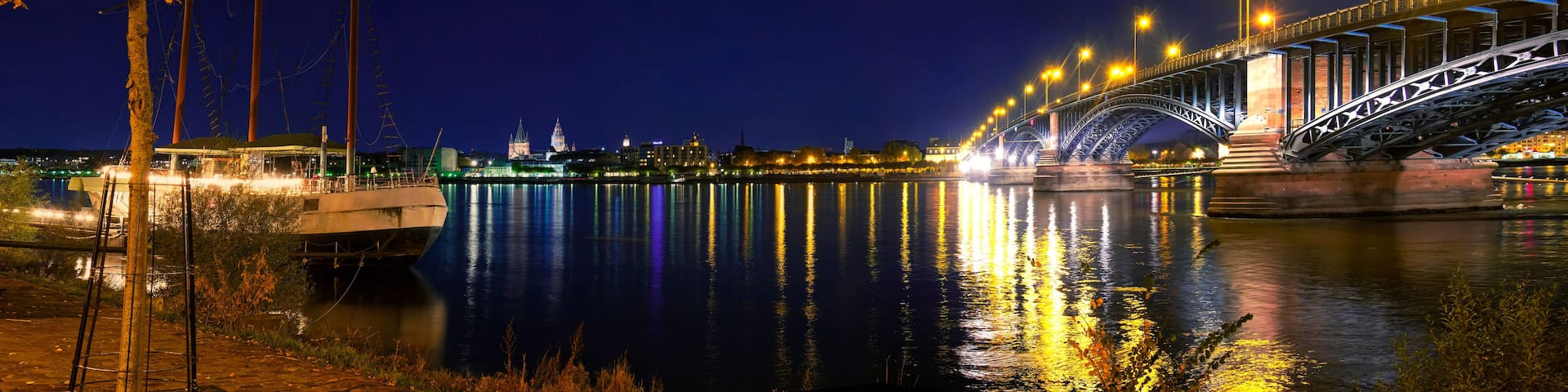 Cityscape of Mainz with Theodor-Heuss-Bridge