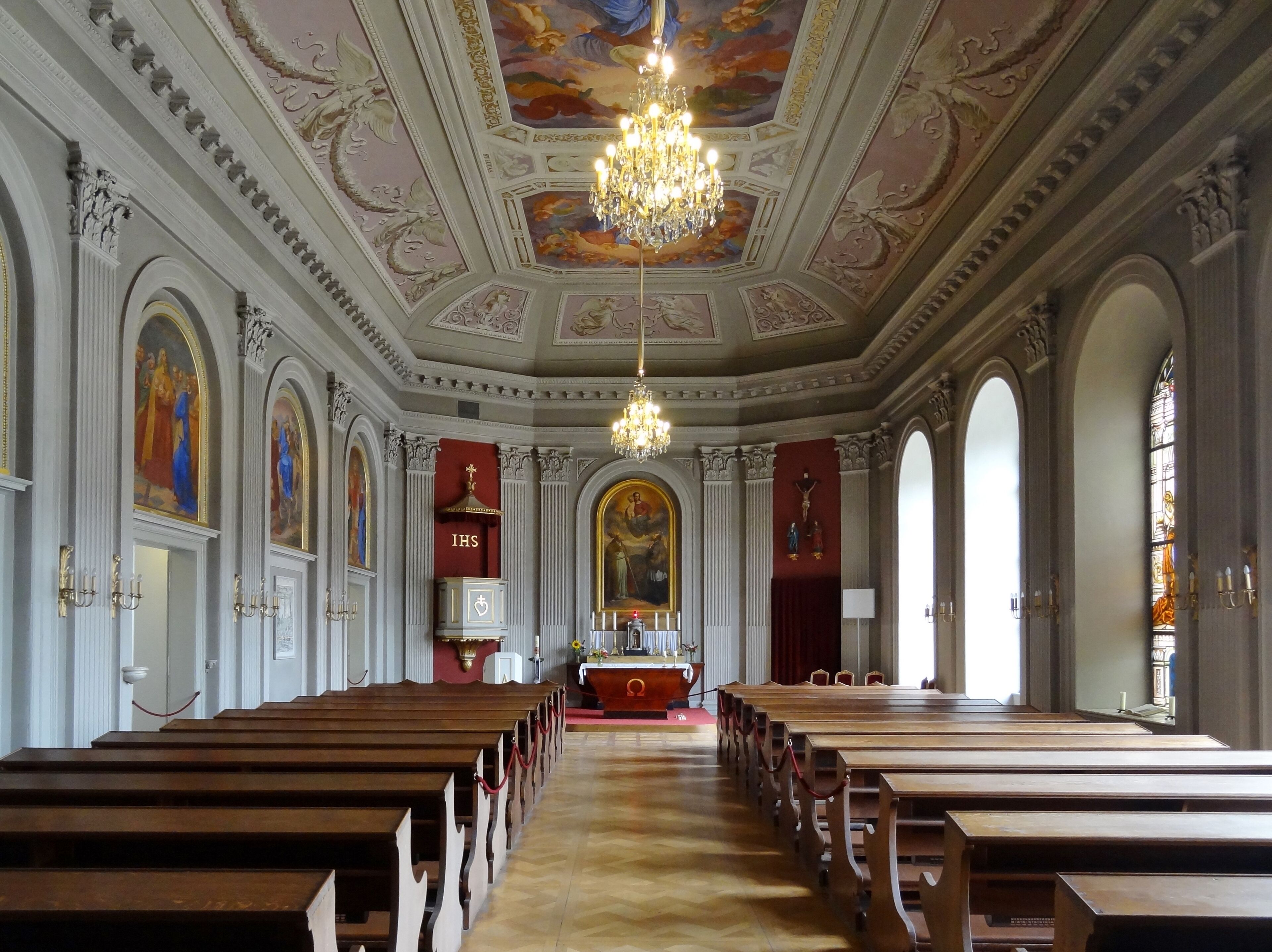 Katholische Schlosskapelle im Nordostflügel des Neuen Palais des Schlosses Pillnitz, Sachsen, Deutschland