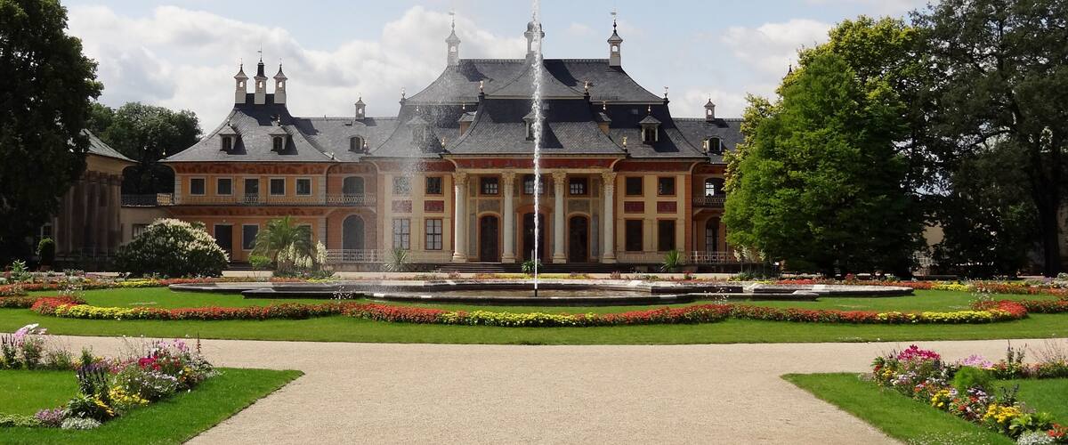 Nordostseite des Wasserpalais des Schlosses Pillnitz, Sachsen, Deutschland