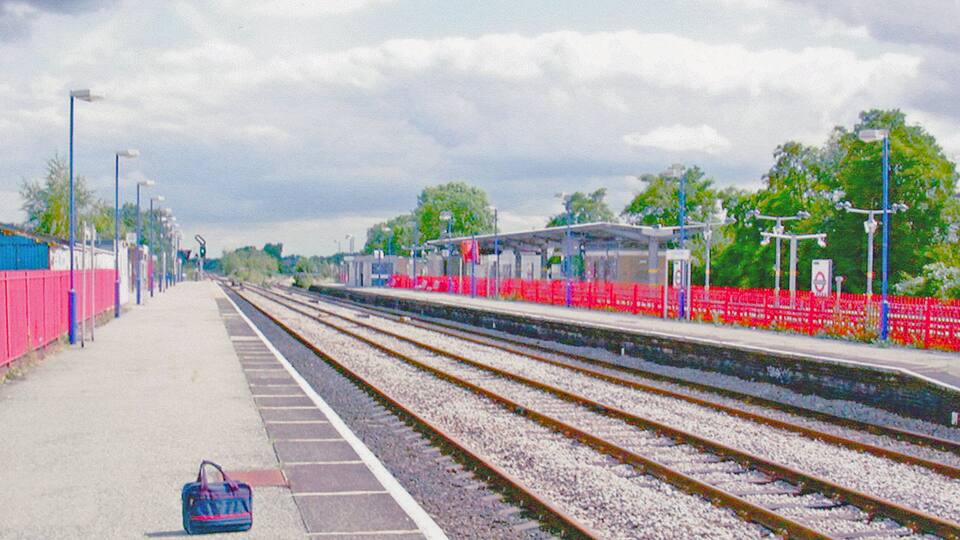 South Ruislip main line station. View SE, towards London Marylebone, formerly also Paddington: ex-GW&GC Joint 'Northolt Junction' of the ex-GC line from Marylebone via Neasden with the ex-GW line from Paddington via North Acton, separating east of here to the left and right respectively. The ex-GW (Acton - Northolt) line has seen very little passenger traffic since this route into Paddington lost regular services in the 1960s. Local trains to/from Marylebone continue at these platforms, but the LUL Central Line platforms over on the right are far busier