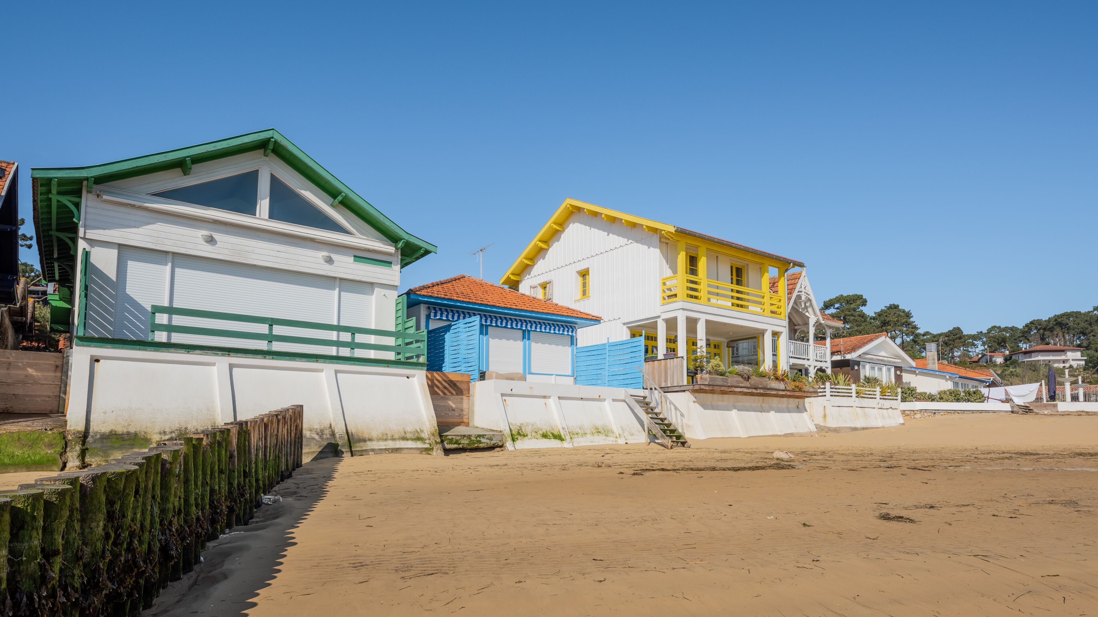 BASSIN D'ARCACHON (France), plage du village de L'Herbe